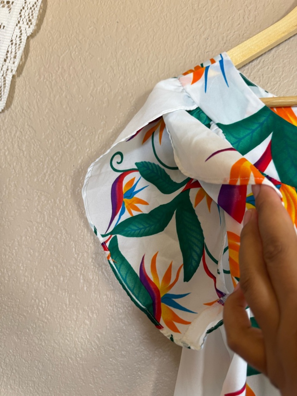 Hilo Hattie Vintage 70s/80s White Bird of Paradise Hawaiian Midi Dress| Size M - Picture 5 of 13